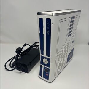 Limited Edition Star Wars R2-D2 Xbox 360 S Console 320GB – Collector Edition